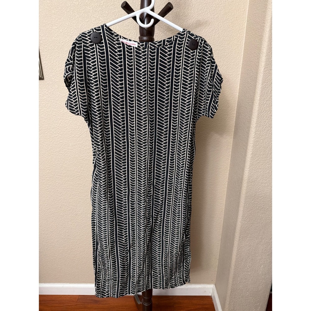 Jack Mulqueen Vintage Black White Geometric Chevron Stripe Button Back Dress